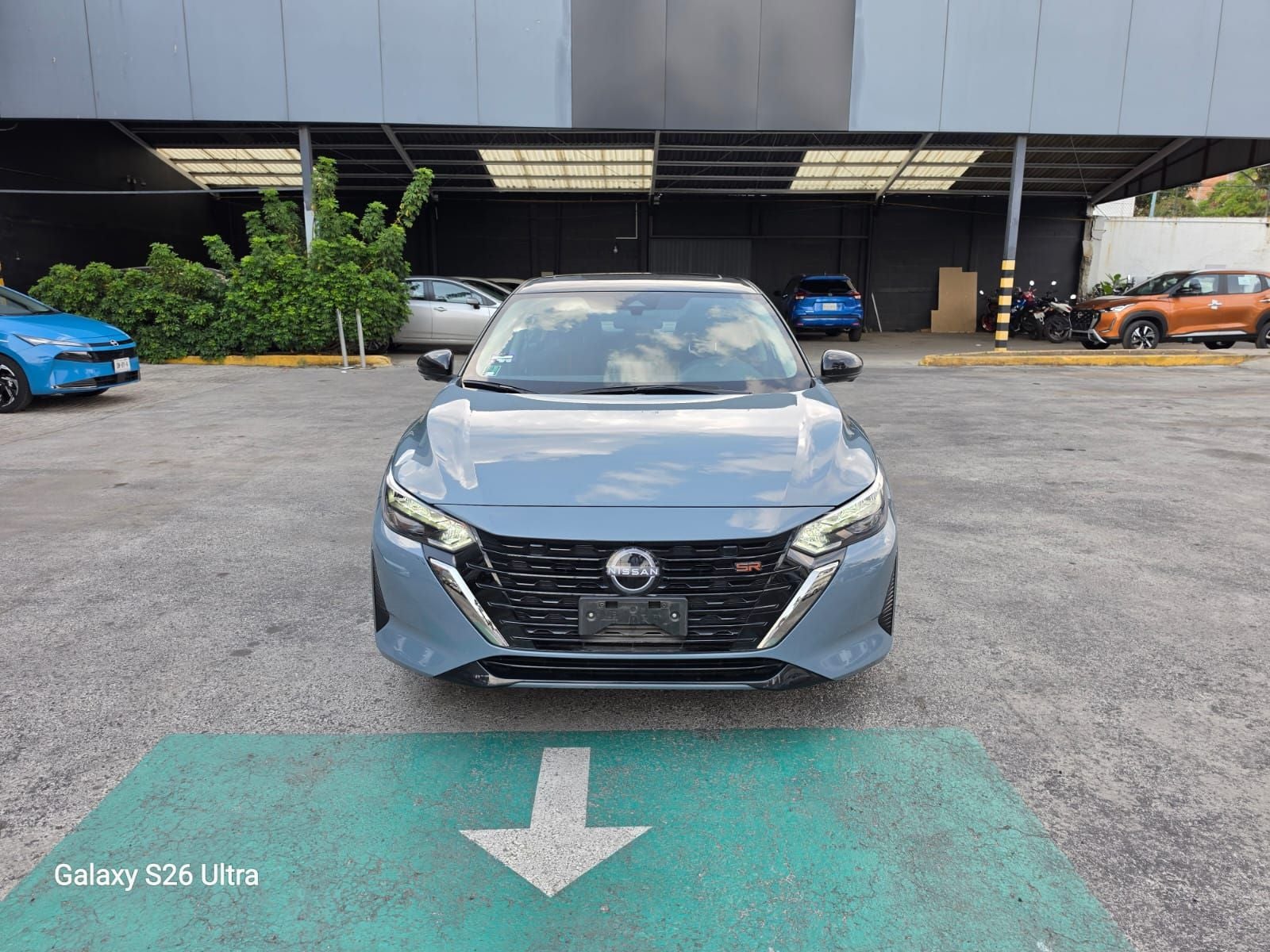 2024 Nissan Sentra 2.0 SR Bi-Tono At