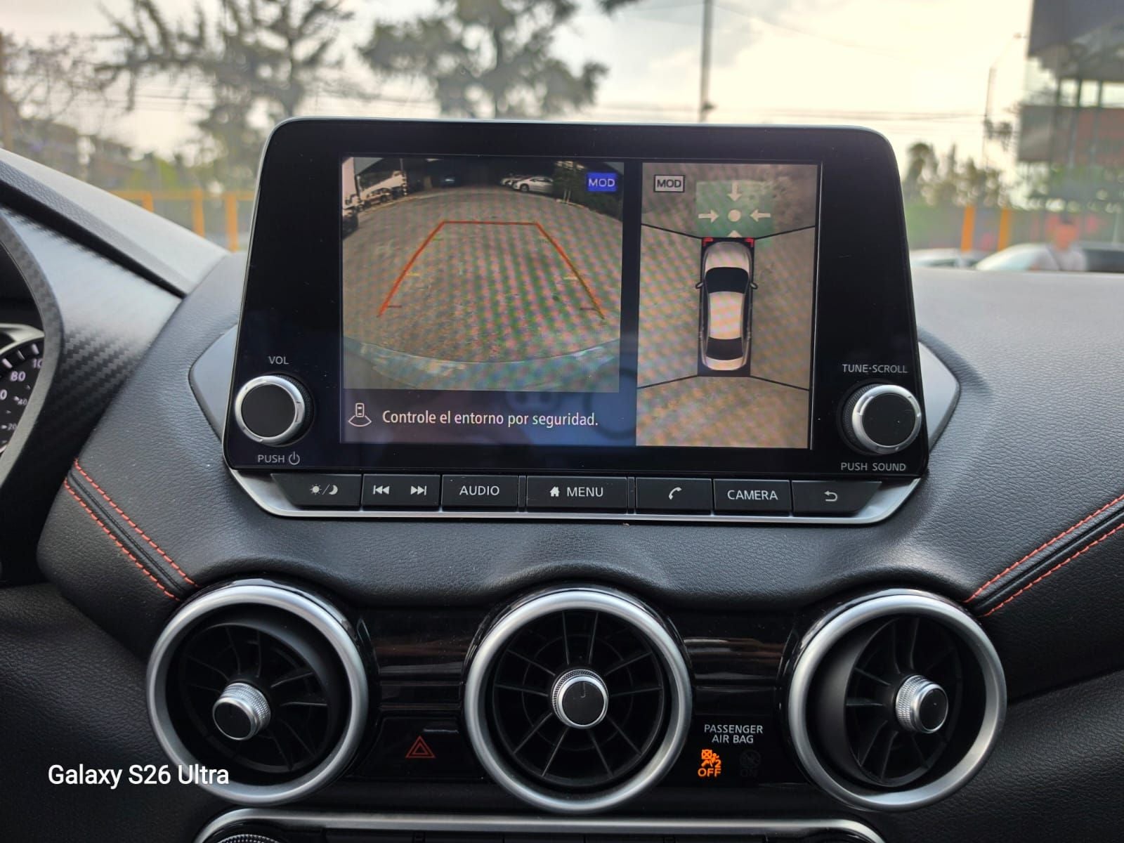 2024 Nissan Sentra 2.0 SR Bi-Tono At