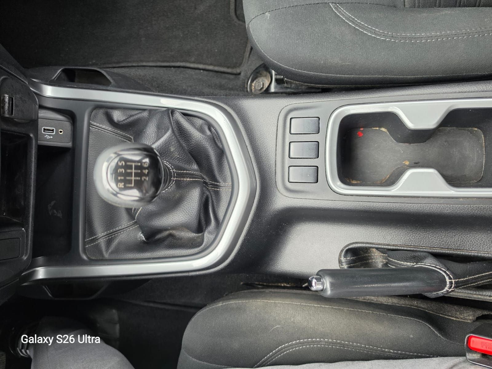 2023 Nissan Frontier 2.5 Le Mt