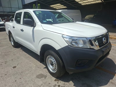 2020 Nissan NP300 Doble Cabina 2.5 SE Paq Seguridad Mt