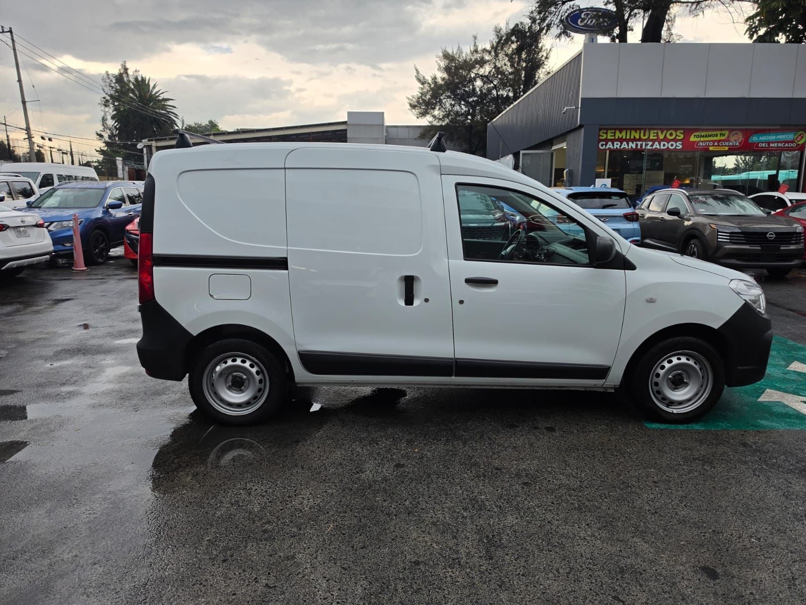 2023 Renault Kangoo 1.6 Intense Mt