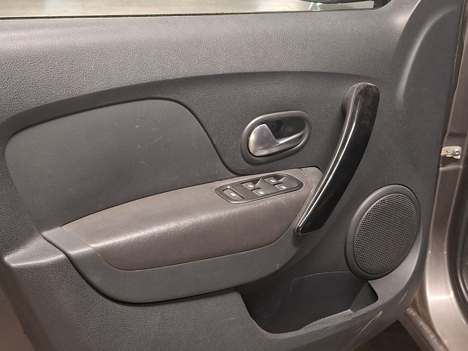 2024 Renault Logan 1.6 Intens At