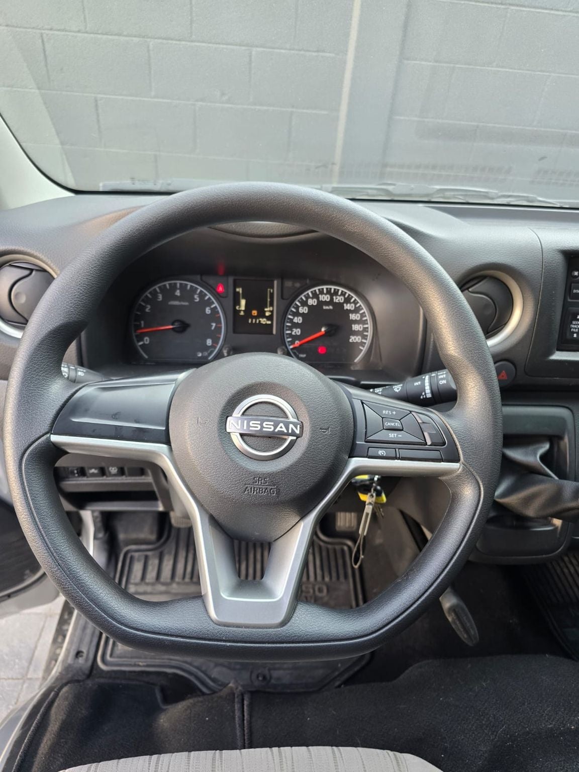 2024 Nissan Urvan 2.5 11 Pasajeros AA Mt